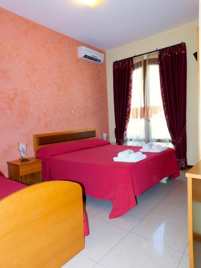 Villa Marincanto Affittacamere Porto Cesareo Eksteriør billede