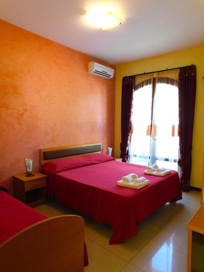 Villa Marincanto Affittacamere Porto Cesareo Eksteriør billede
